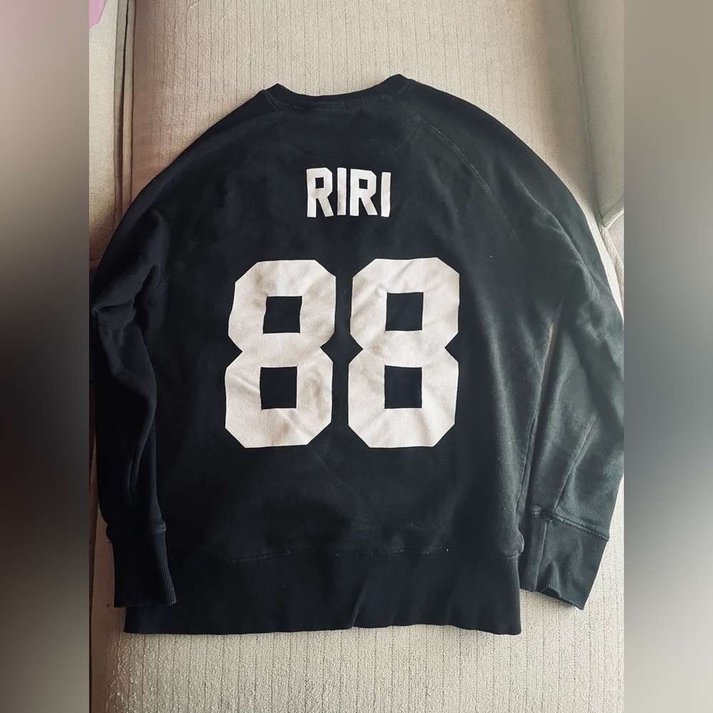 Eleven Paris les artists Rihanna RiRi88 Sweater L